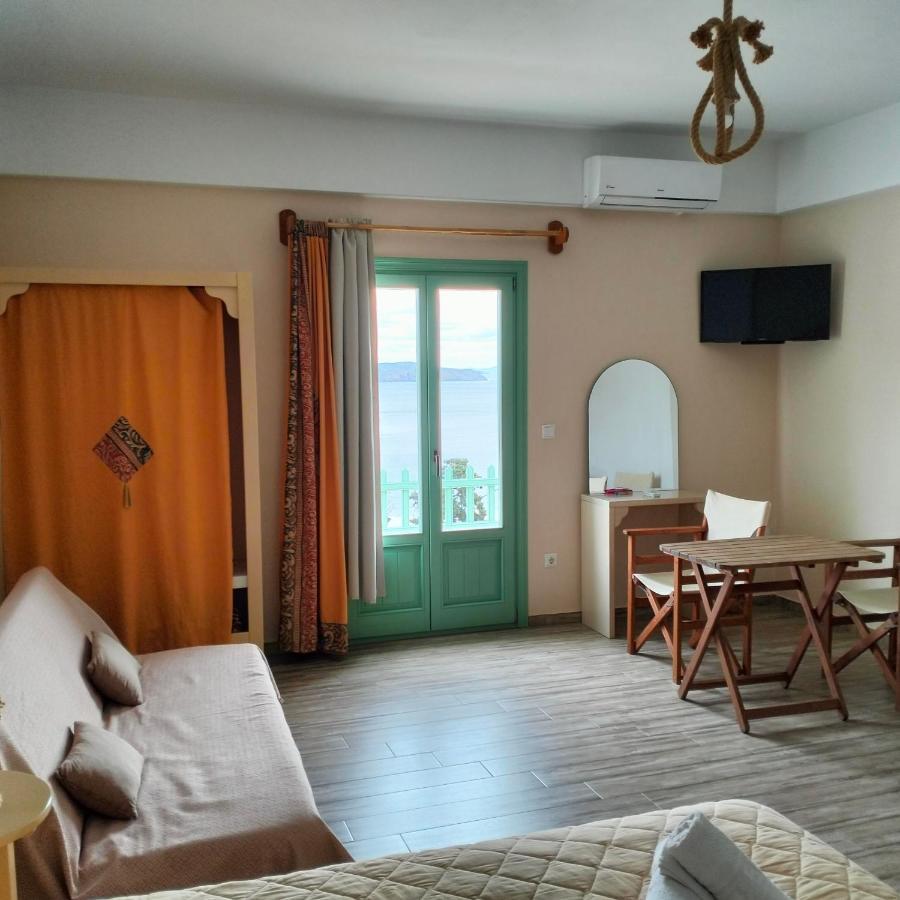 Apartmán Gyrouli 1 Pera Gyalos Exteriér fotografie